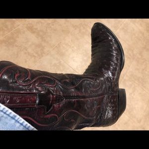 ostrich lucchese cowboy boots
